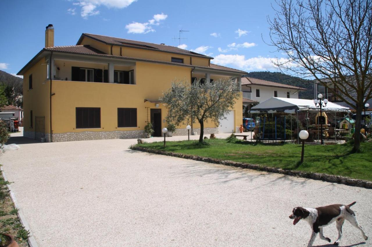 Mansarda Con Camino Apartment Montefranco Exterior photo